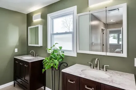 139 Michigan Avenue Manchester NH 03104