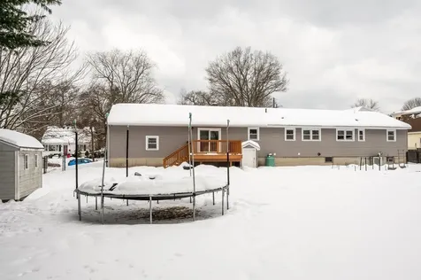 139 Michigan Avenue Manchester NH 03104