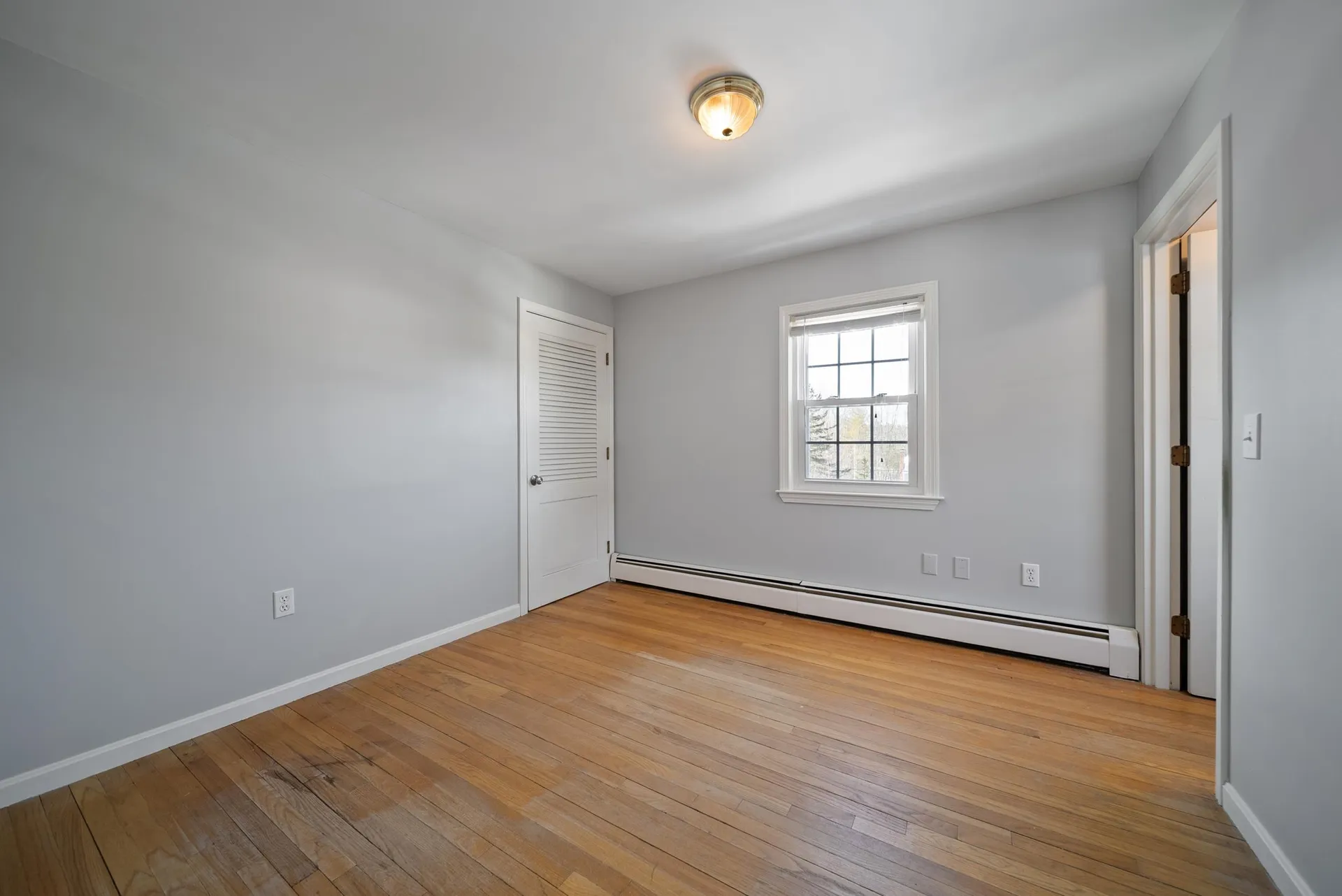 26 Devonshire Lane Londonderry NH 03053