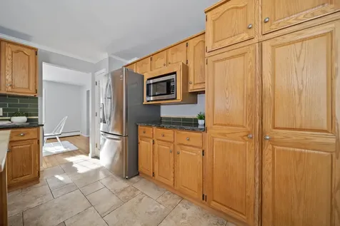 26 Devonshire Lane Londonderry NH 03053