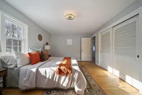 26 Devonshire Lane Londonderry NH 03053