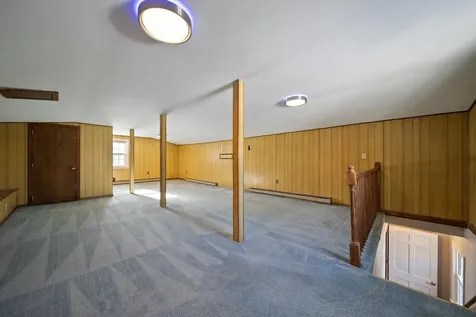 26 Devonshire Lane Londonderry NH 03053