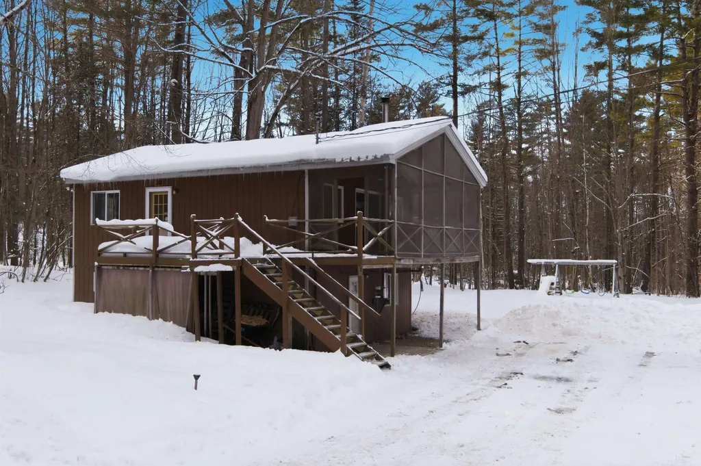 30 Deerfield Drive Haverhill NH 03785