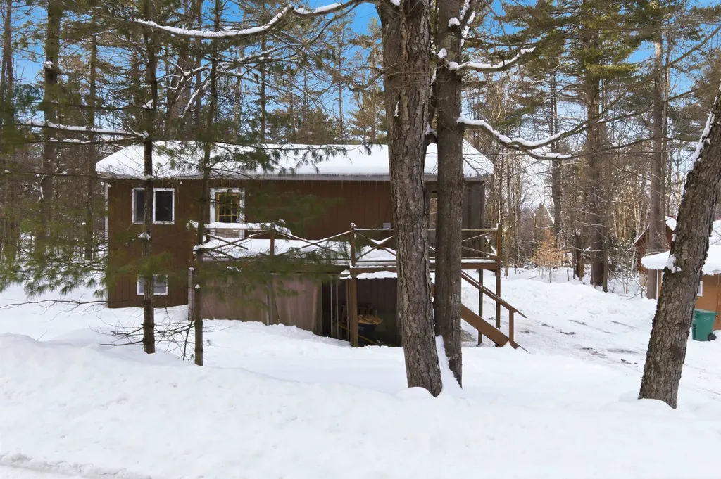 30 Deerfield Drive Haverhill NH 03785