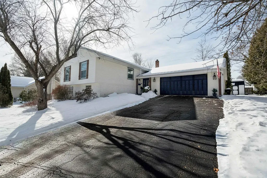 166 Holman Street Laconia NH 03246