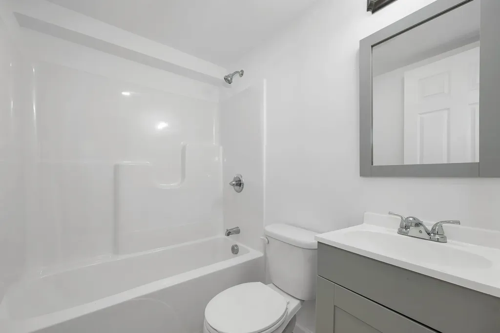 686-716 Union Avenue Laconia NH 03246