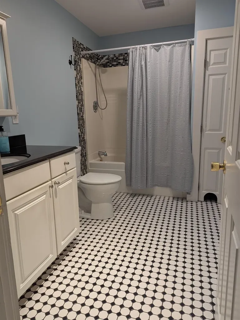 3996 Route 30 Jamaica VT 05343