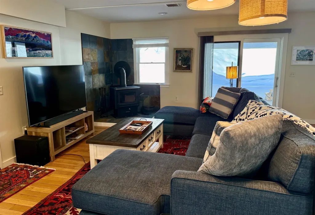 3996 Route 30 Jamaica VT 05343