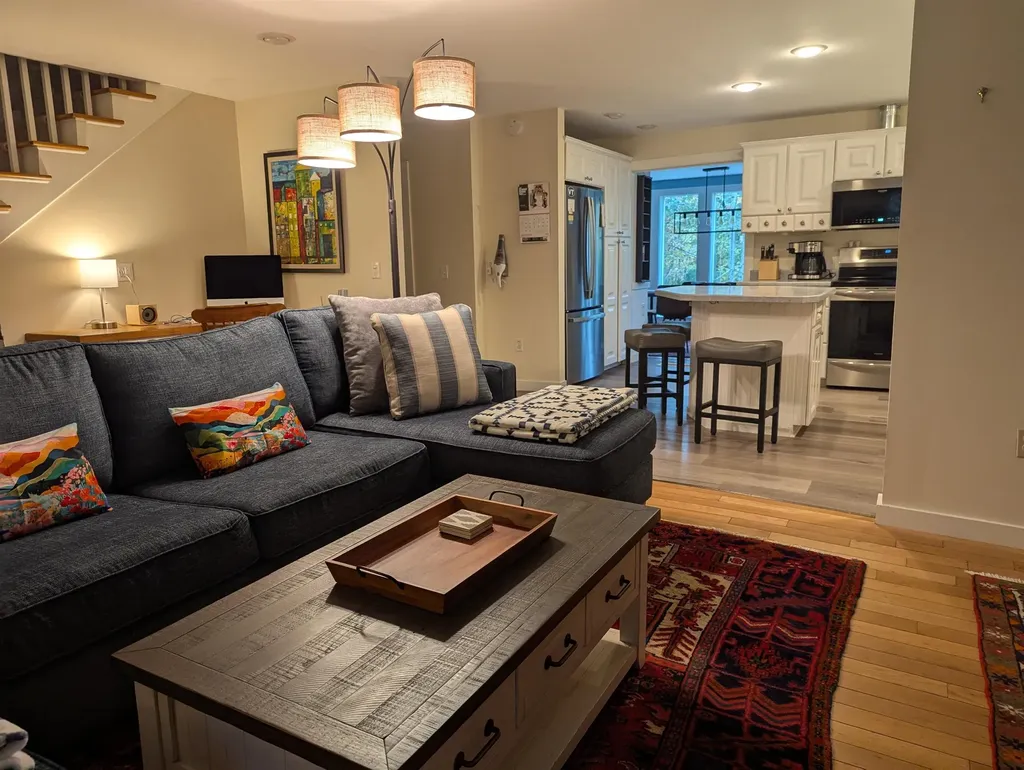 3996 Route 30 Jamaica VT 05343