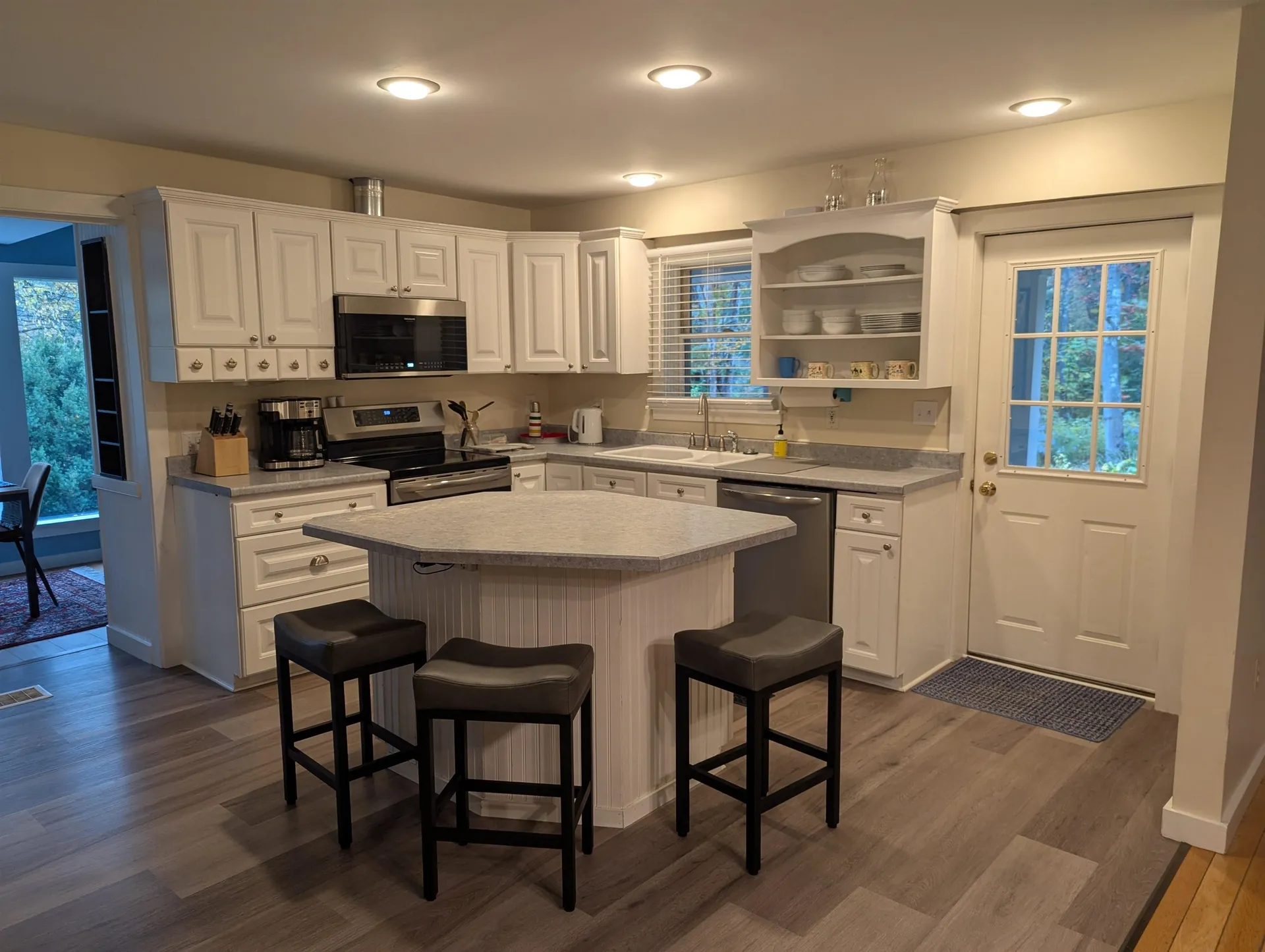 3996 Route 30 Jamaica VT 05343