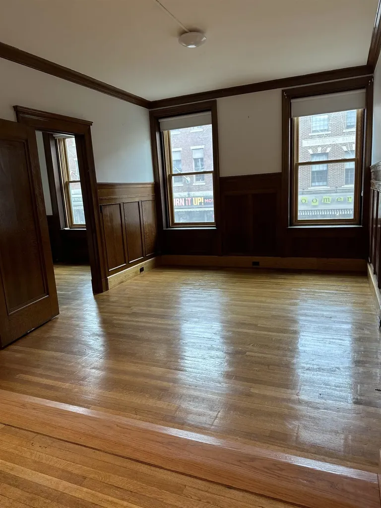 4 Elliot Street Brattleboro VT 05301