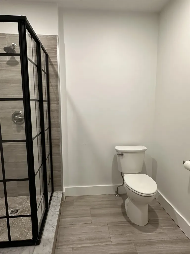 4 Elliot Street Brattleboro VT 05301