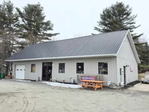 37 Pleasant Street Lyndon VT 05851