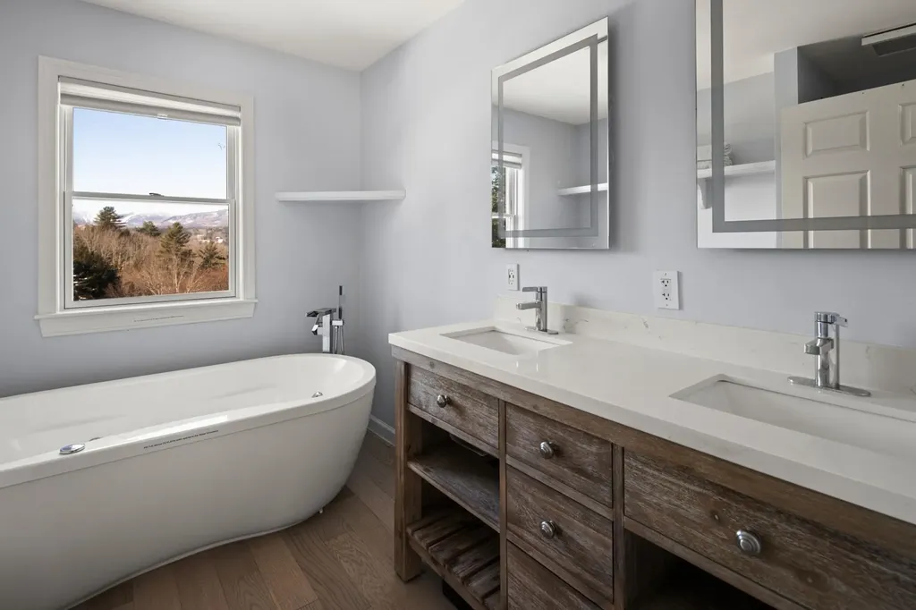 95 Winterbird Ridge Road Stowe VT 05672