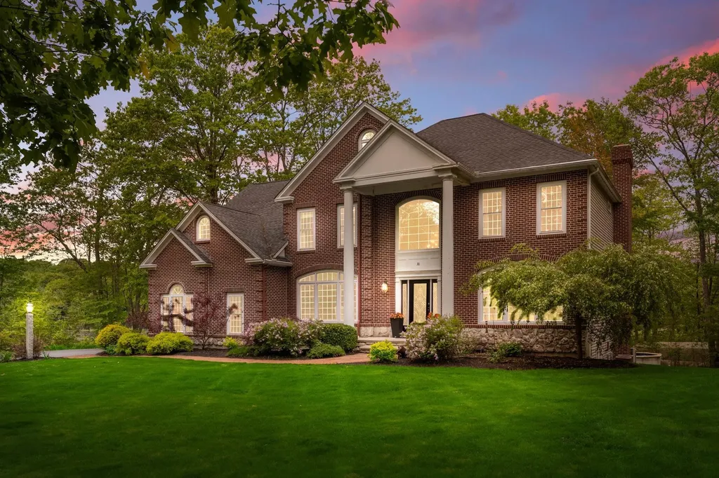 30 Mill Stone Terrace Bedford NH 03110