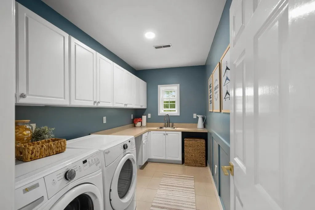 30 Mill Stone Terrace Bedford NH 03110