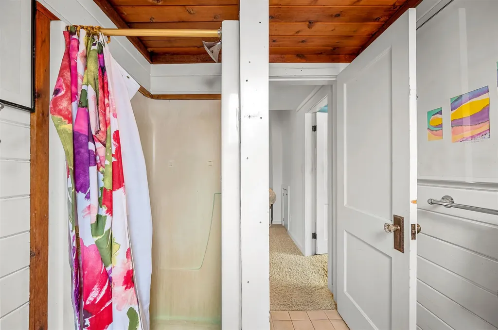 3059 Airport Road Warren VT 05674