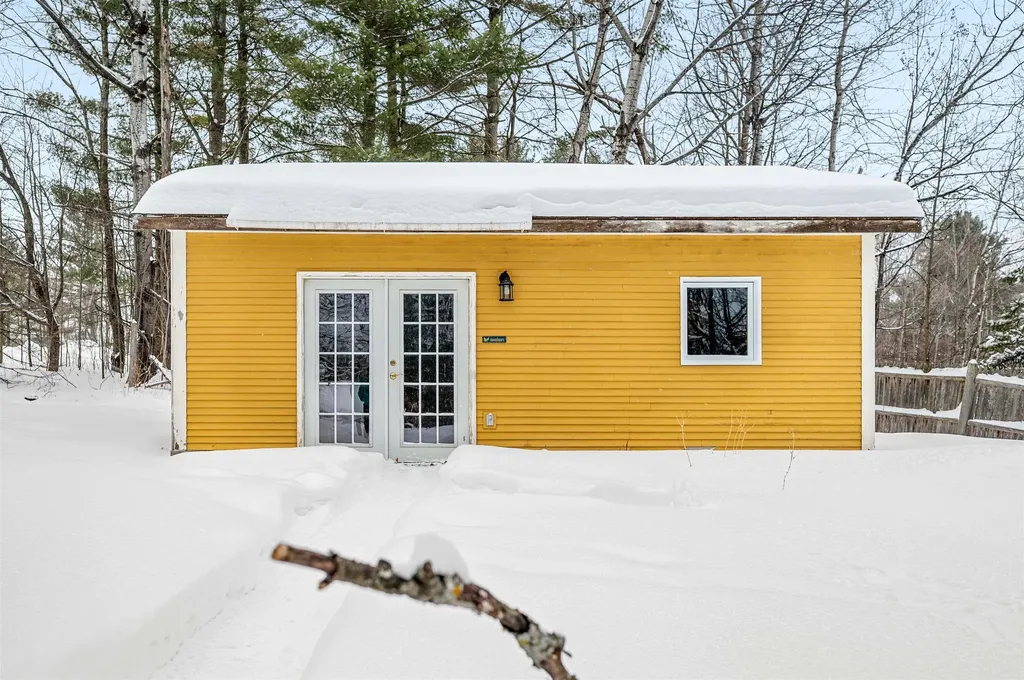 3059 Airport Road Warren VT 05674