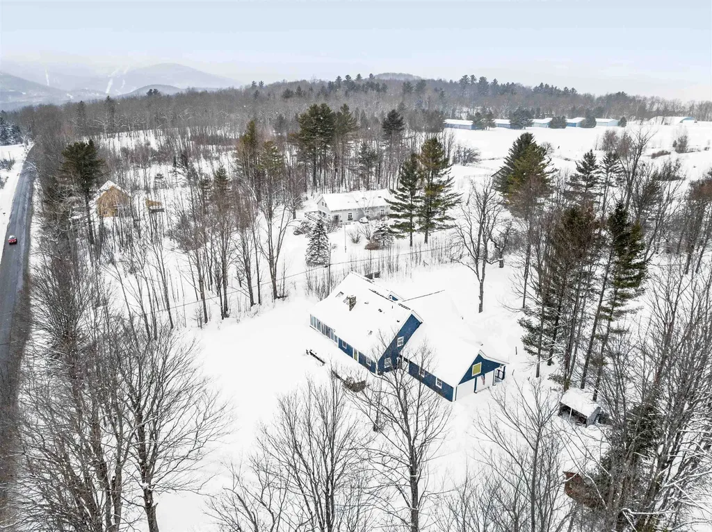 3059 Airport Road Warren VT 05674
