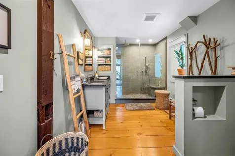 3059 Airport Road Warren VT 05674