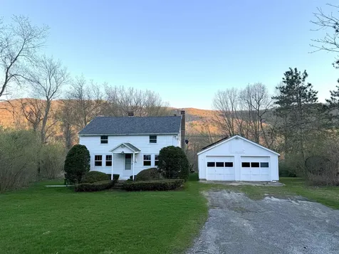 4991 Vt Route 313 Arlington VT 05250
