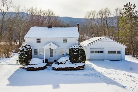 4991 Vt Route 313 Arlington VT 05250