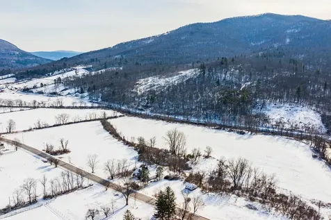 4991 Vt Route 313 Arlington VT 05250