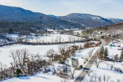 4991 Vt Route 313 Arlington VT 05250