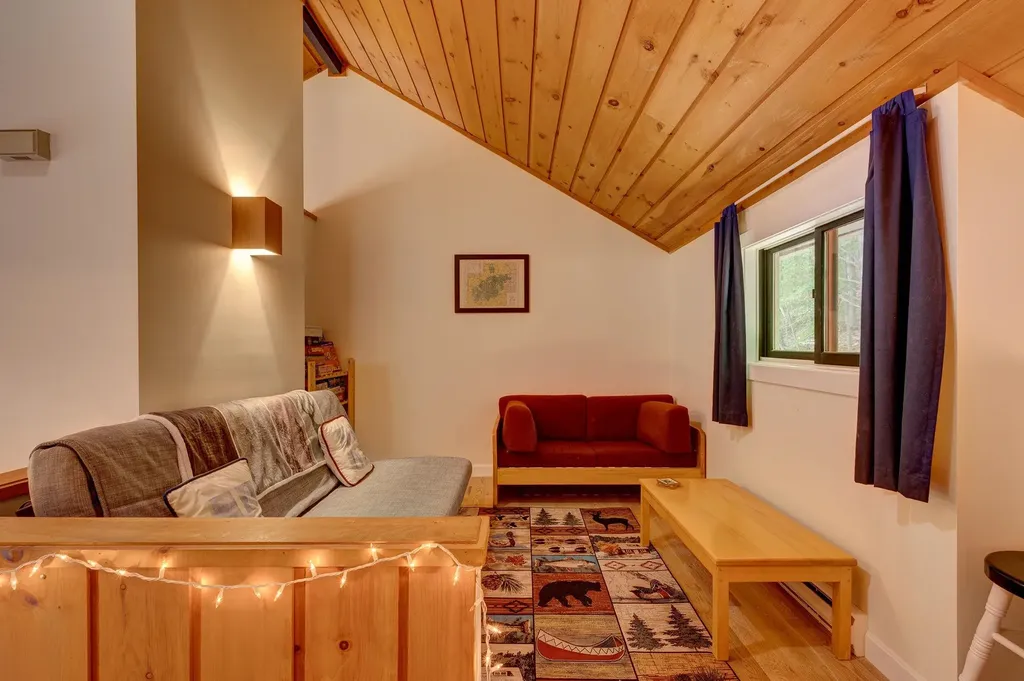 8 Granite Road Lincoln NH 03251