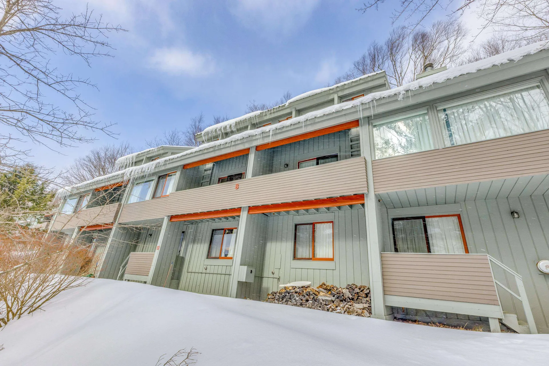 8 Granite Road Lincoln NH 03251