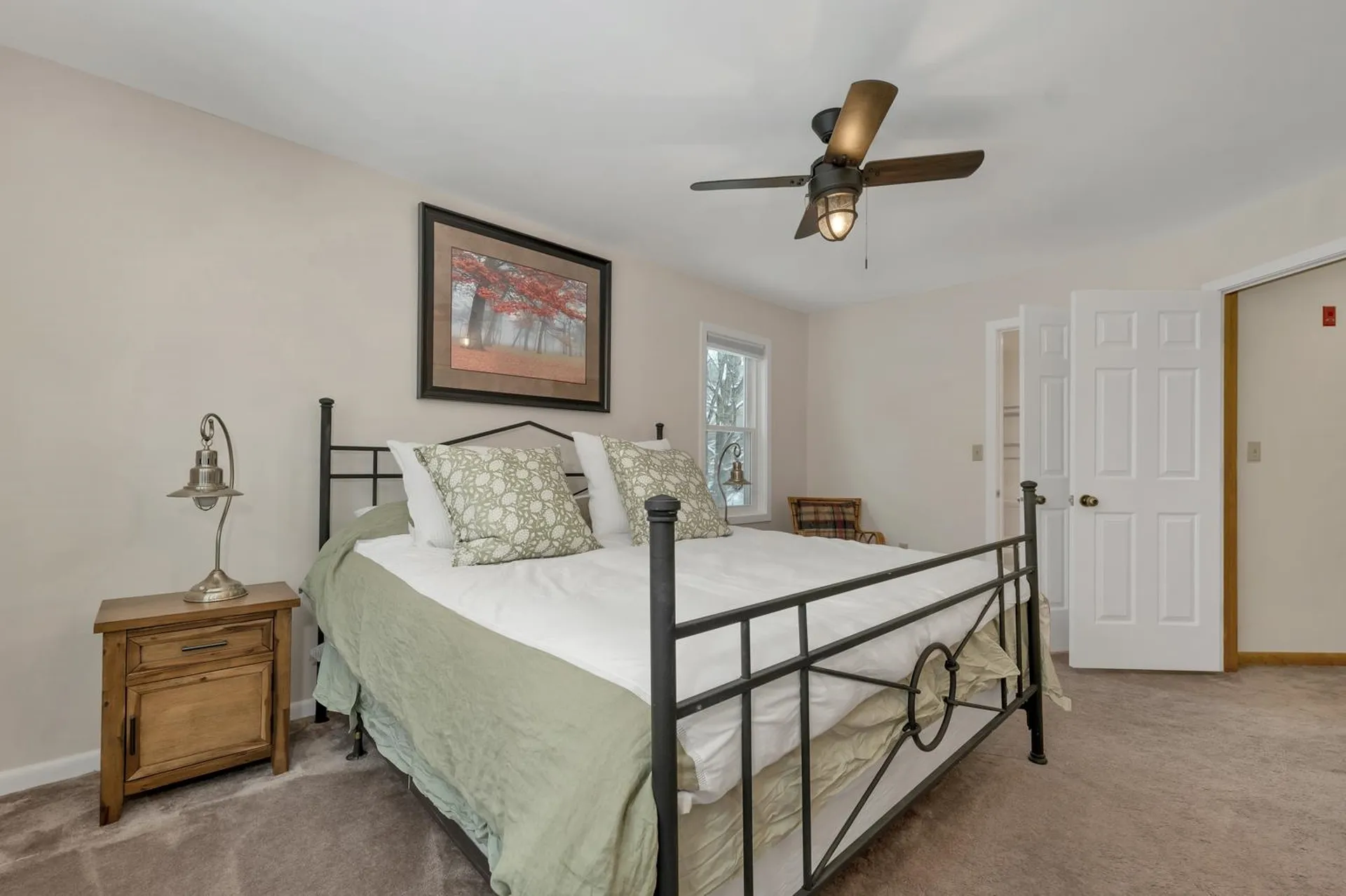 20 Crossing Drive Woodstock NH 03262