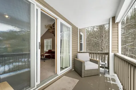 20 Crossing Drive Woodstock NH 03262