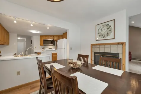 20 Crossing Drive Woodstock NH 03262