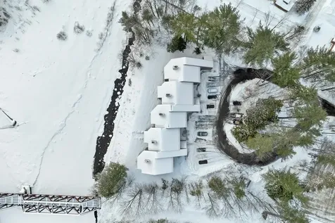 20 Crossing Drive Woodstock NH 03262