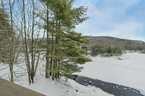 20 Crossing Drive Woodstock NH 03262