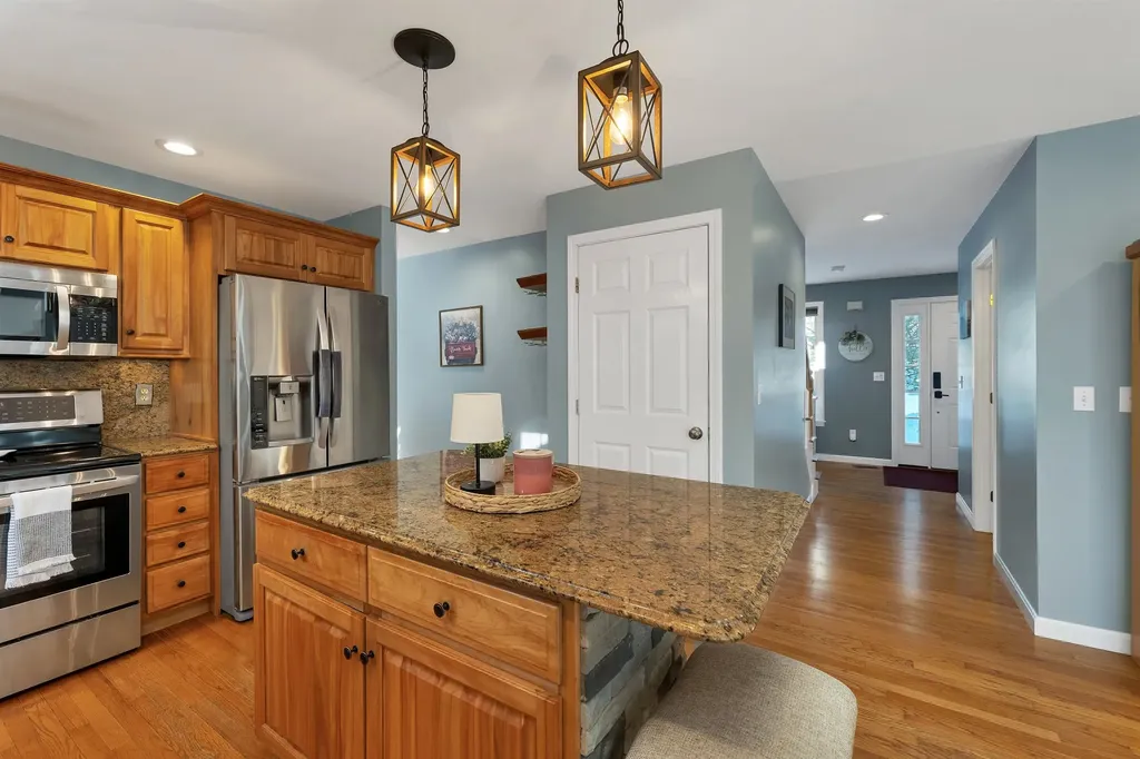 19 Alder Creek Lane Rochester NH 03868