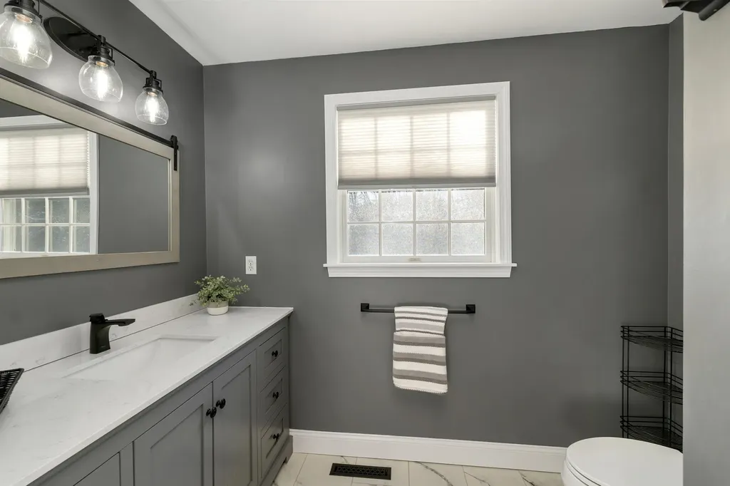 19 Alder Creek Lane Rochester NH 03868