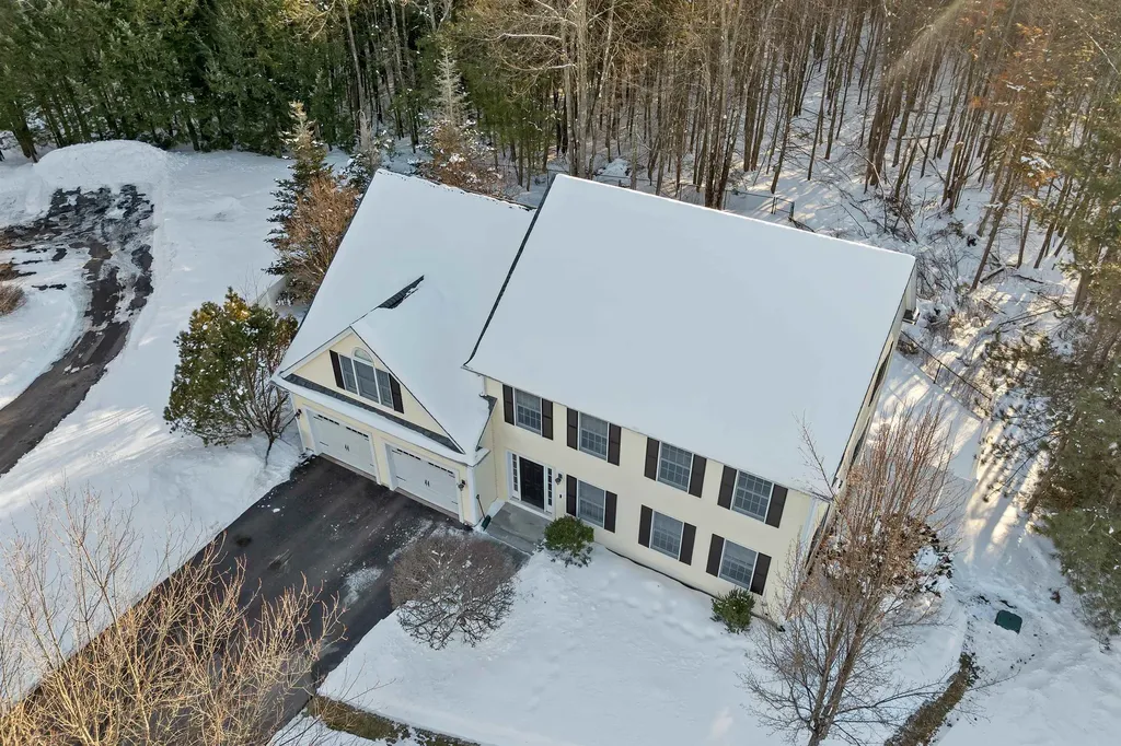19 Alder Creek Lane Rochester NH 03868