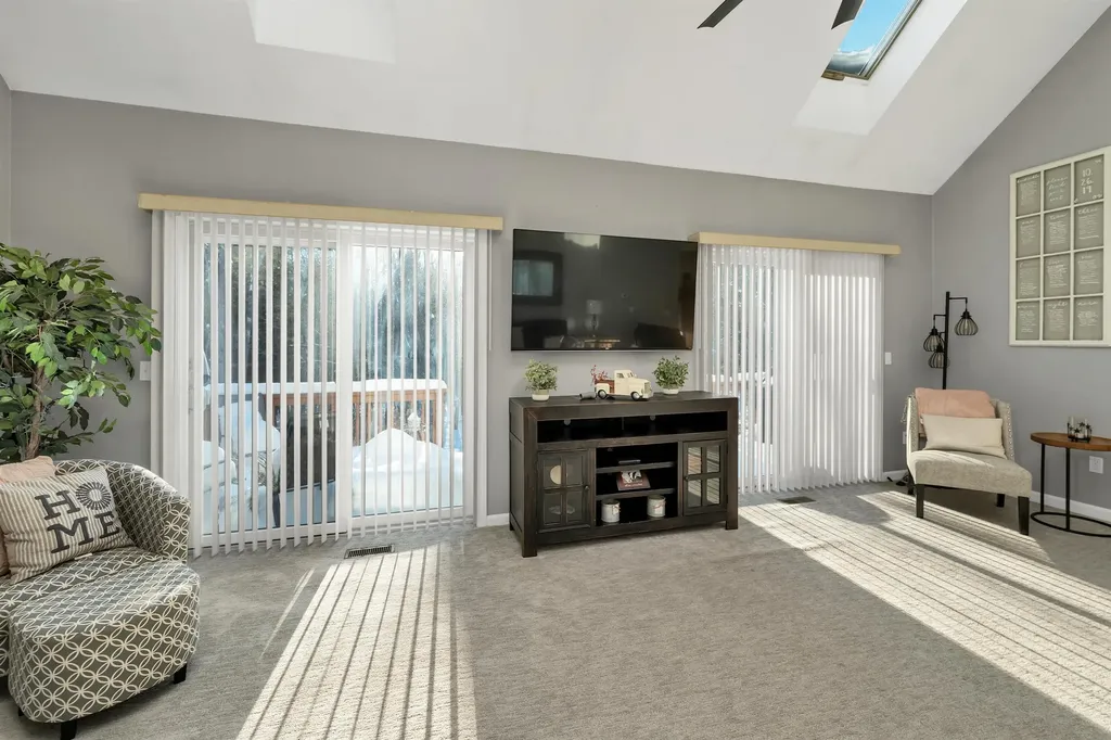 19 Alder Creek Lane Rochester NH 03868