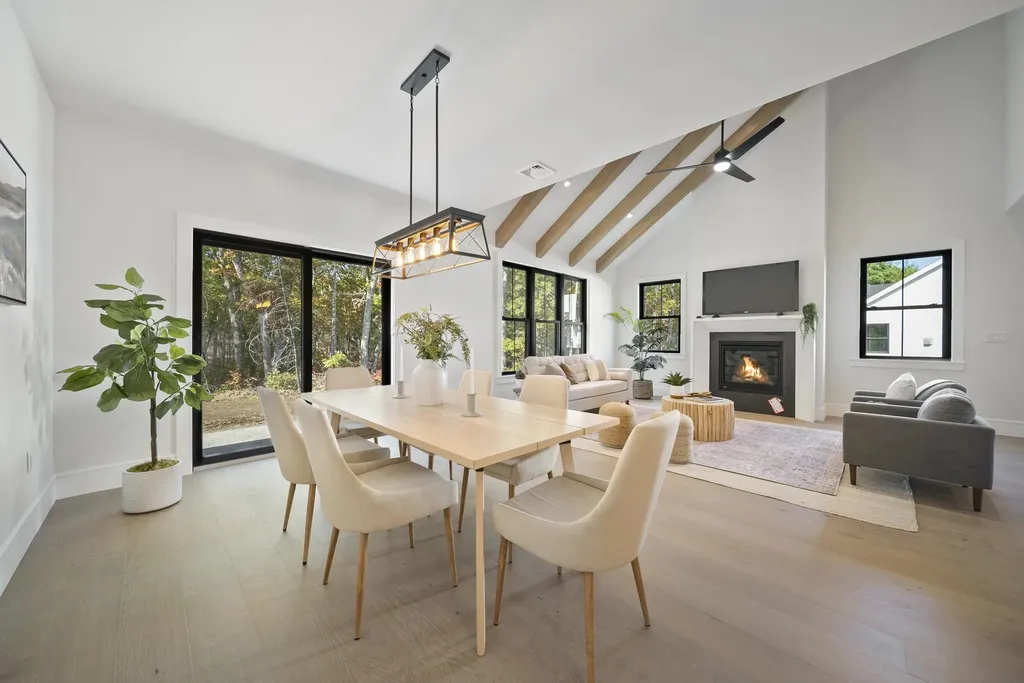 53 Trails Edge Road Windham NH 03087