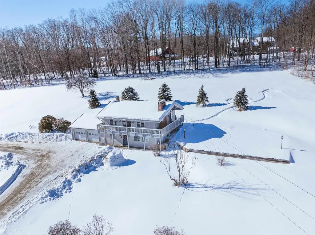 628 South Hill Road Ludlow VT 05149