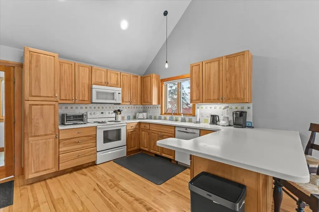 187 Lower Moulton Lane Stowe VT 05672