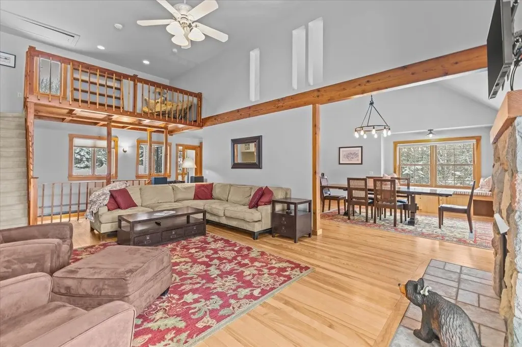 187 Lower Moulton Lane Stowe VT 05672
