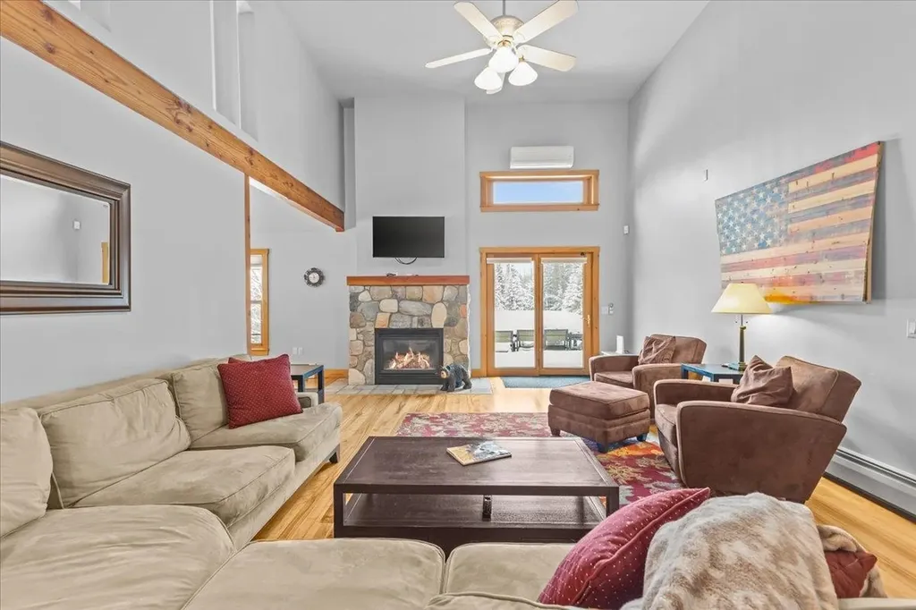 187 Lower Moulton Lane Stowe VT 05672