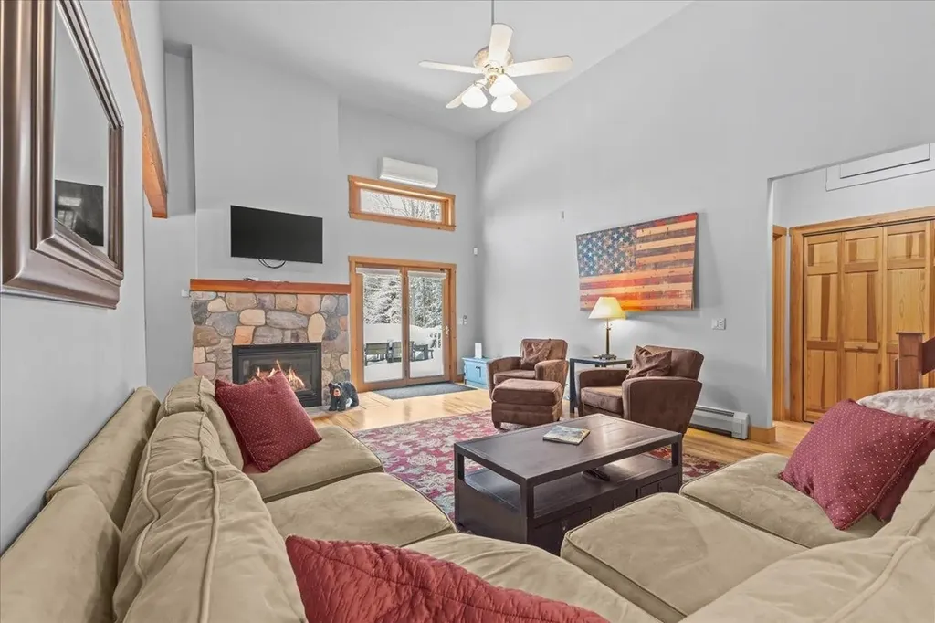 187 Lower Moulton Lane Stowe VT 05672