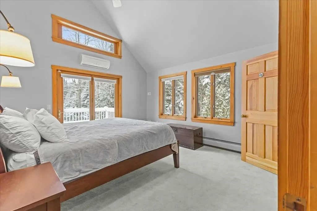 187 Lower Moulton Lane Stowe VT 05672