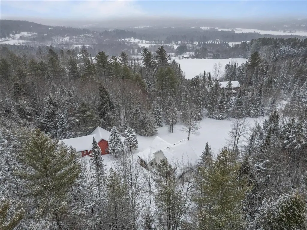 187 Lower Moulton Lane Stowe VT 05672