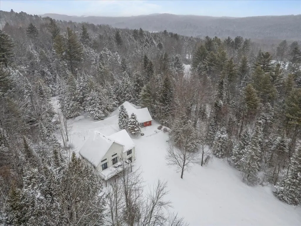 187 Lower Moulton Lane Stowe VT 05672