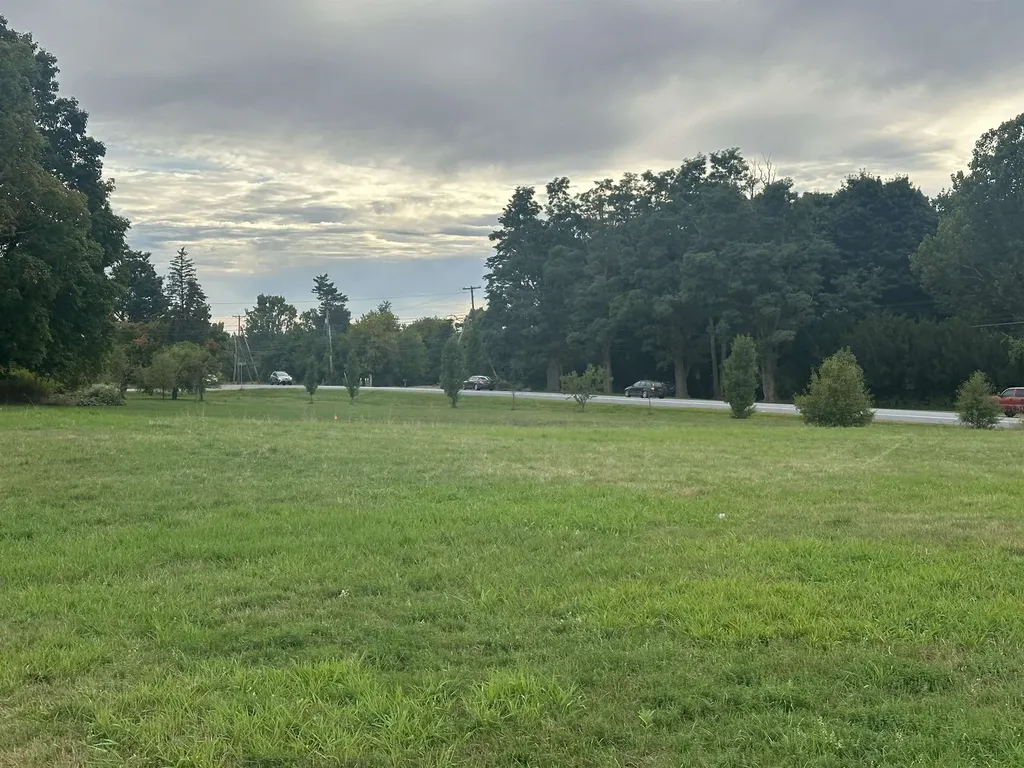 86 Dakin Road Ferrisburgh VT 05456