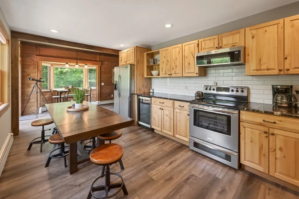 68 Ellis Brook Road Dover VT 05356